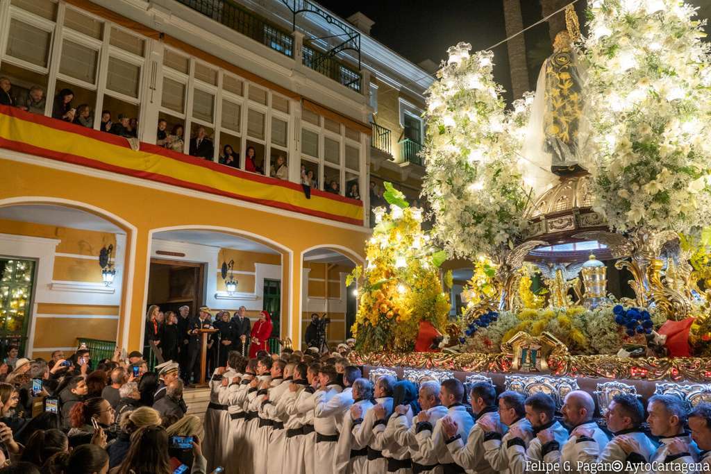 Paso de San Pedro en el Arsenal (Foto Ayto Cartagena)