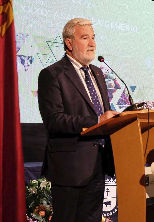 Santiago Martínez Presidente de Fecoam