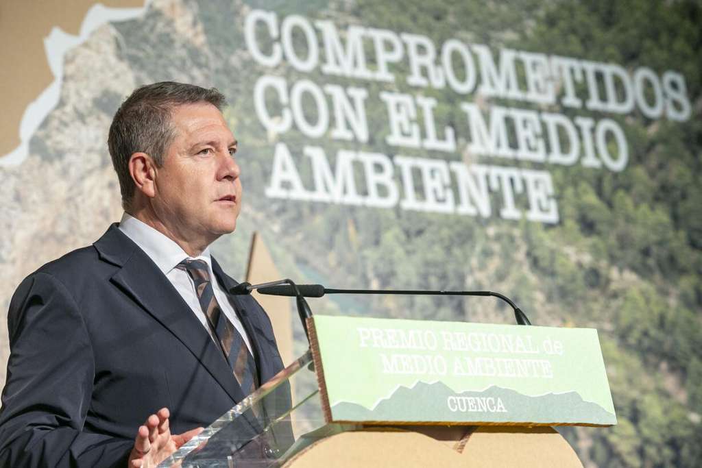 Garcu00eda Page Premios medio ambiente Cuenca (foto Gobierno CLM)