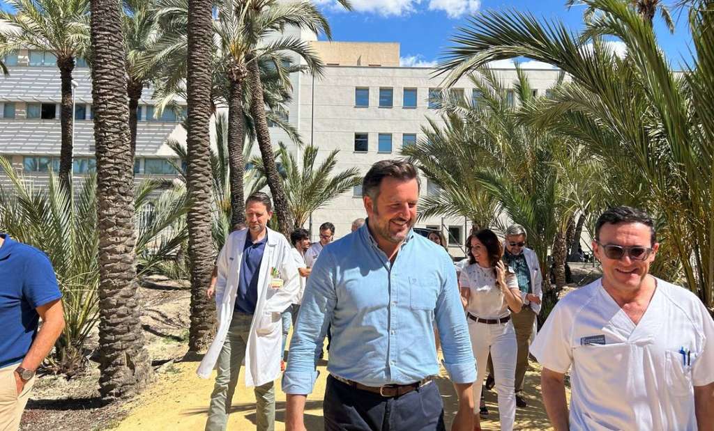 Cesiu00f3n parcela Hospital General para huerto salud mental (Foto Ayto Elche)