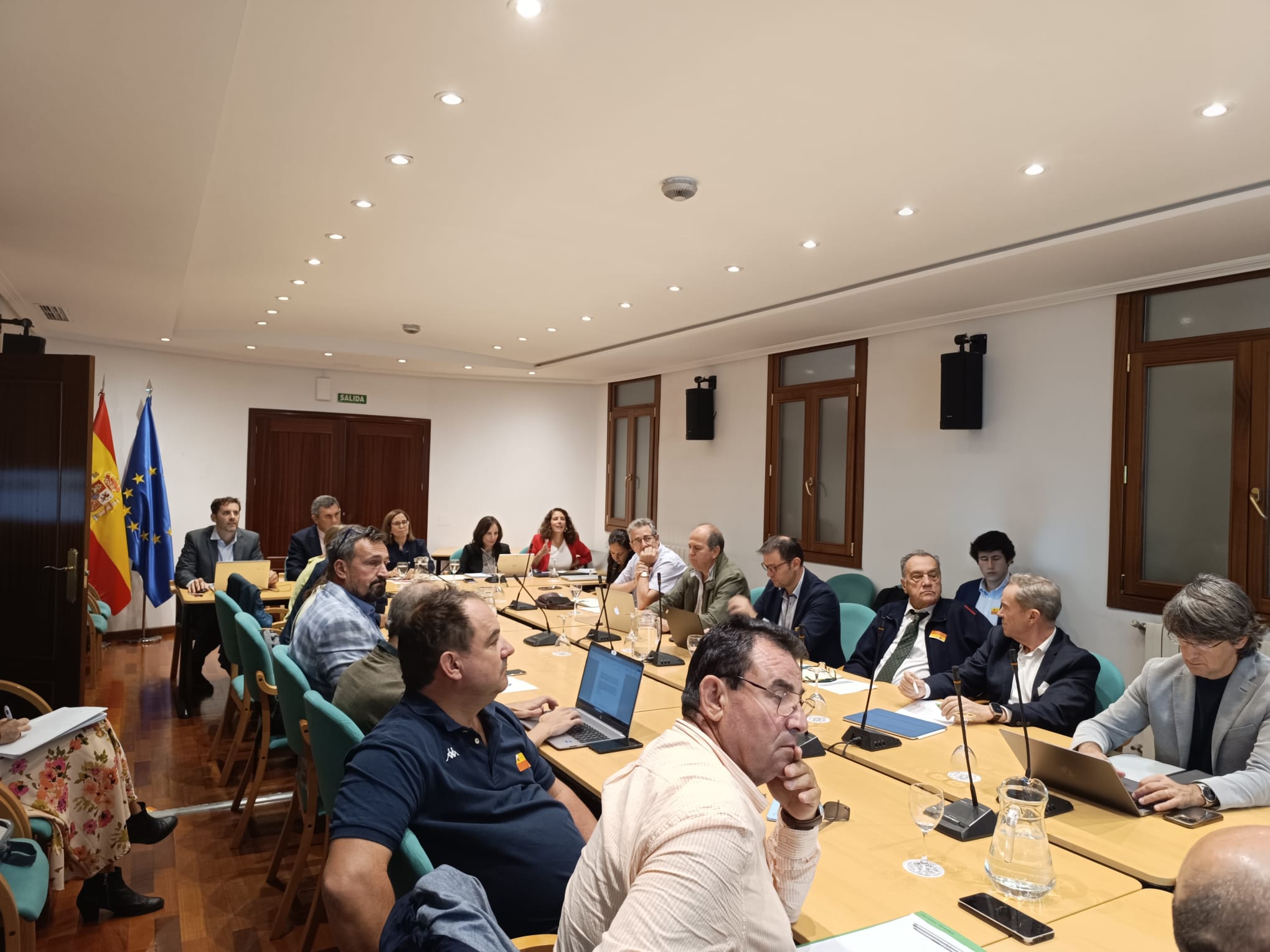 Reunión de la Mesa Sectorial de Fruta de Hueso (Foto MAPA)