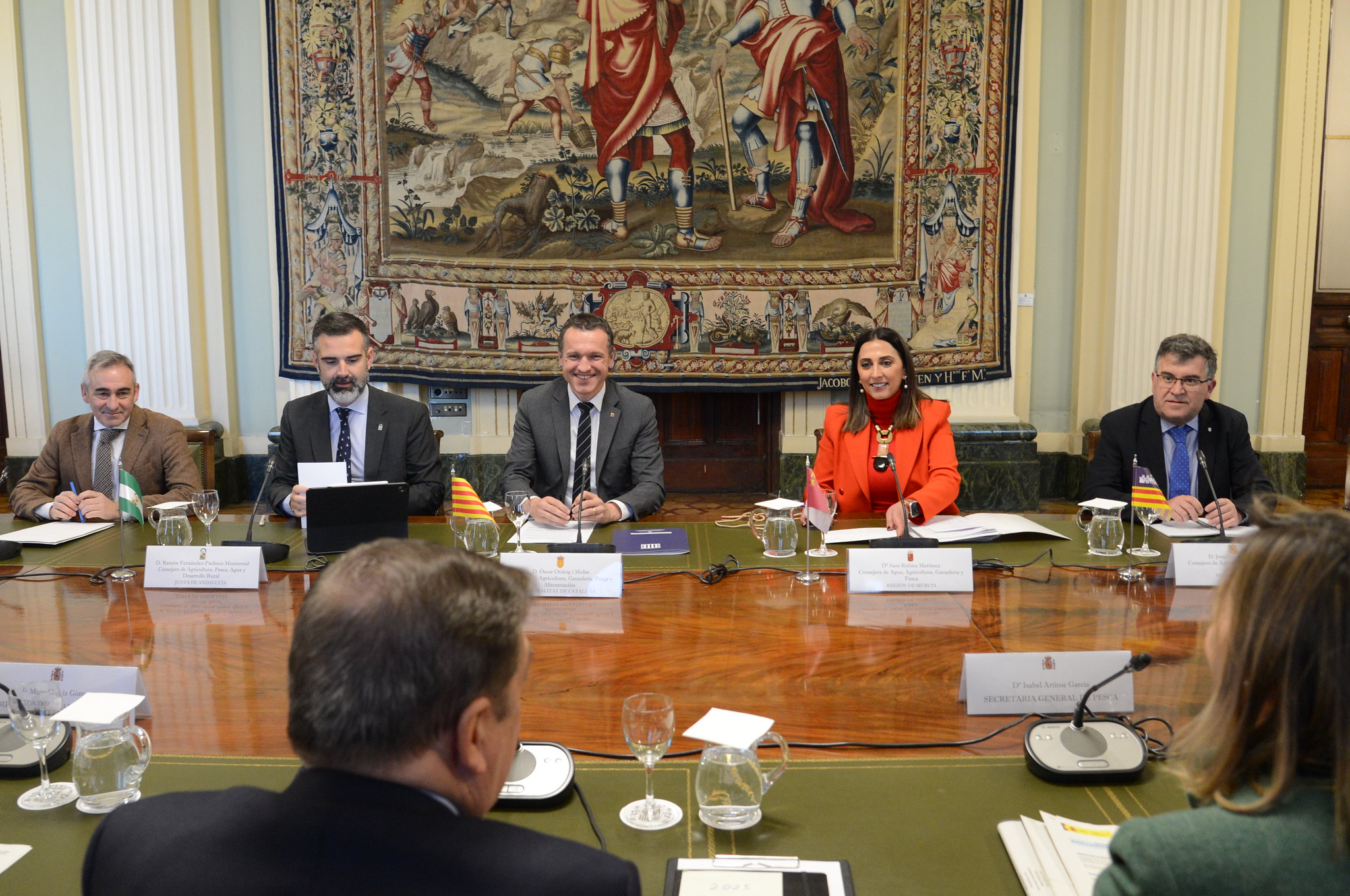 Reunión de Planas y  con los consejeros de Pesca de las cinco autonomías mediterráneas (Foto MAPA)