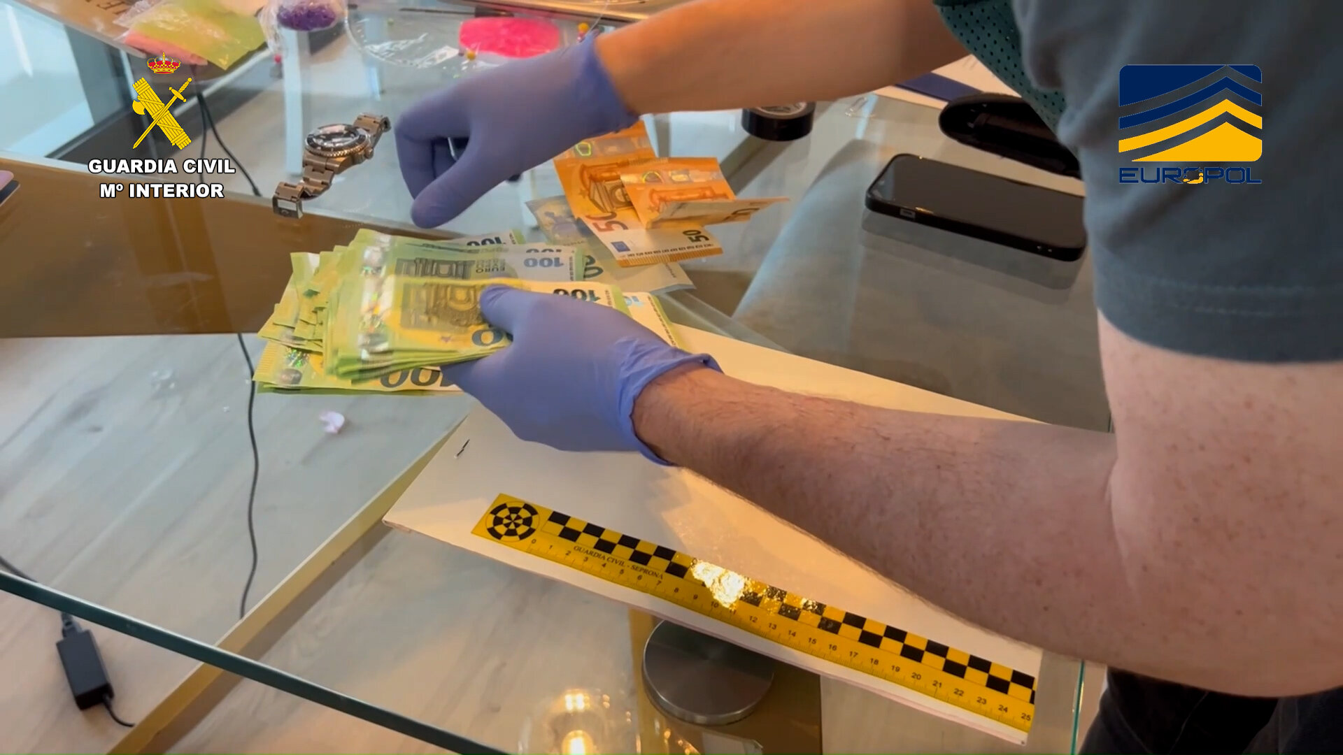 Operación internacional contra la comercialización irregular de productos fitosanitarios (Foto Guardia Civil)
