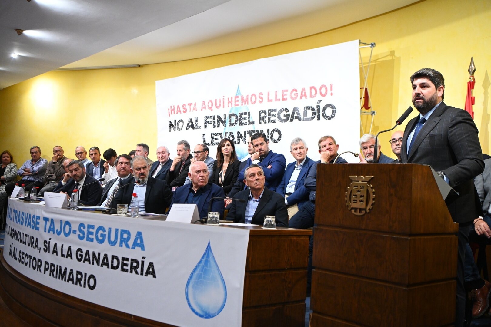 López Miras clausura el acto en defensa del trasvase Tajo-Segura organizado por el Sindicato Central de Regantes (Foto CARM)