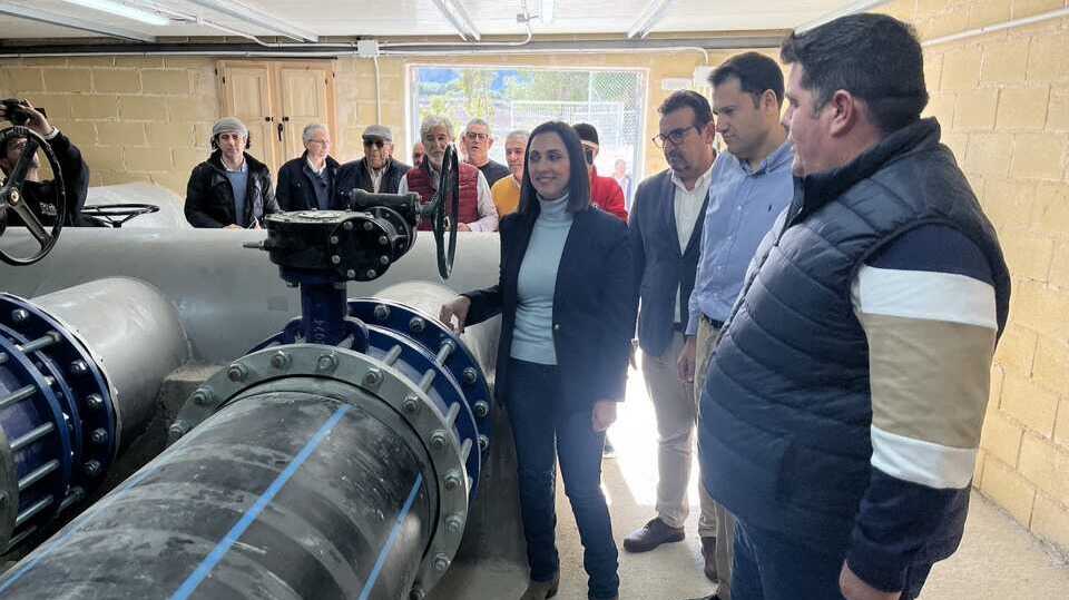 Rubira visita las nuevas instalaciones de eficiencia energética de la comunidad de regantes de Ascoy, Benís y Carrasquilla (Foto CARM)