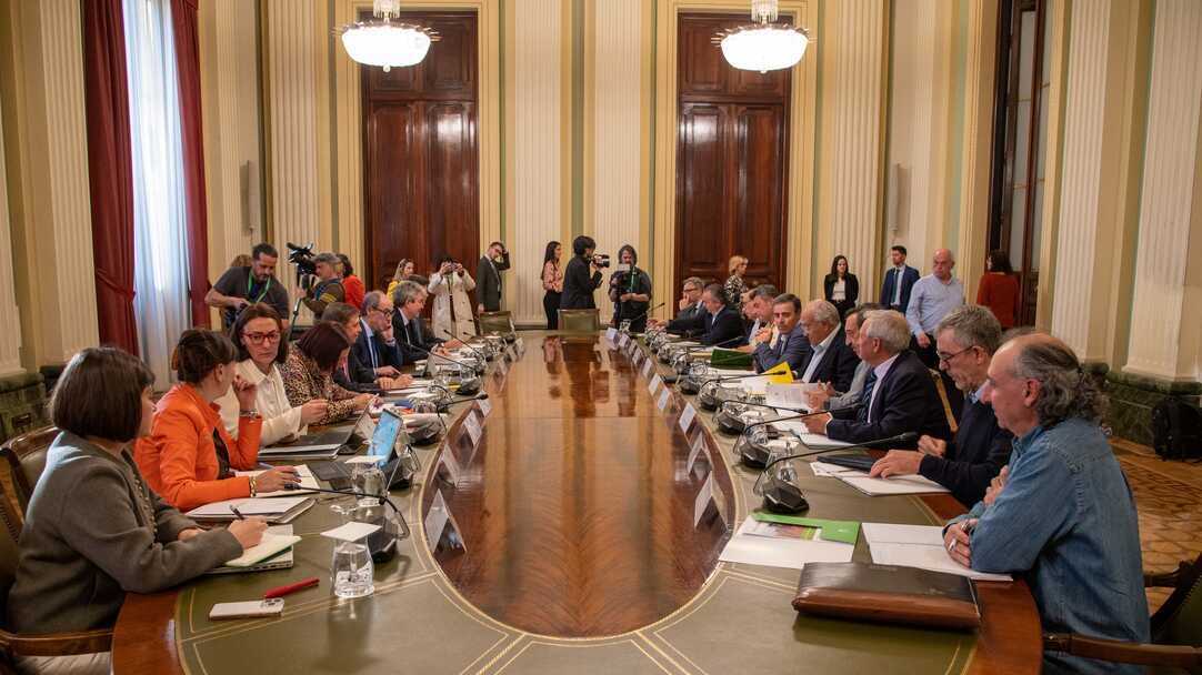 Luis Planas se reúne con representantes del sector agrario para abordar los efectos de la guerra de Irán (Foto MAPA)